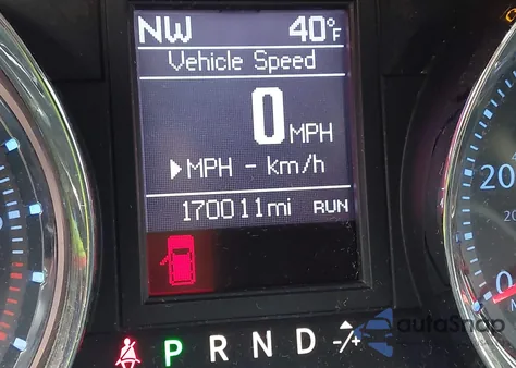 2013 Chrysler Town & Country Touring-L z USA, uszkodzony, nr VIN 2C4RC1CG0DR711268